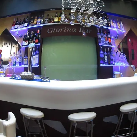 酒店 Glorina